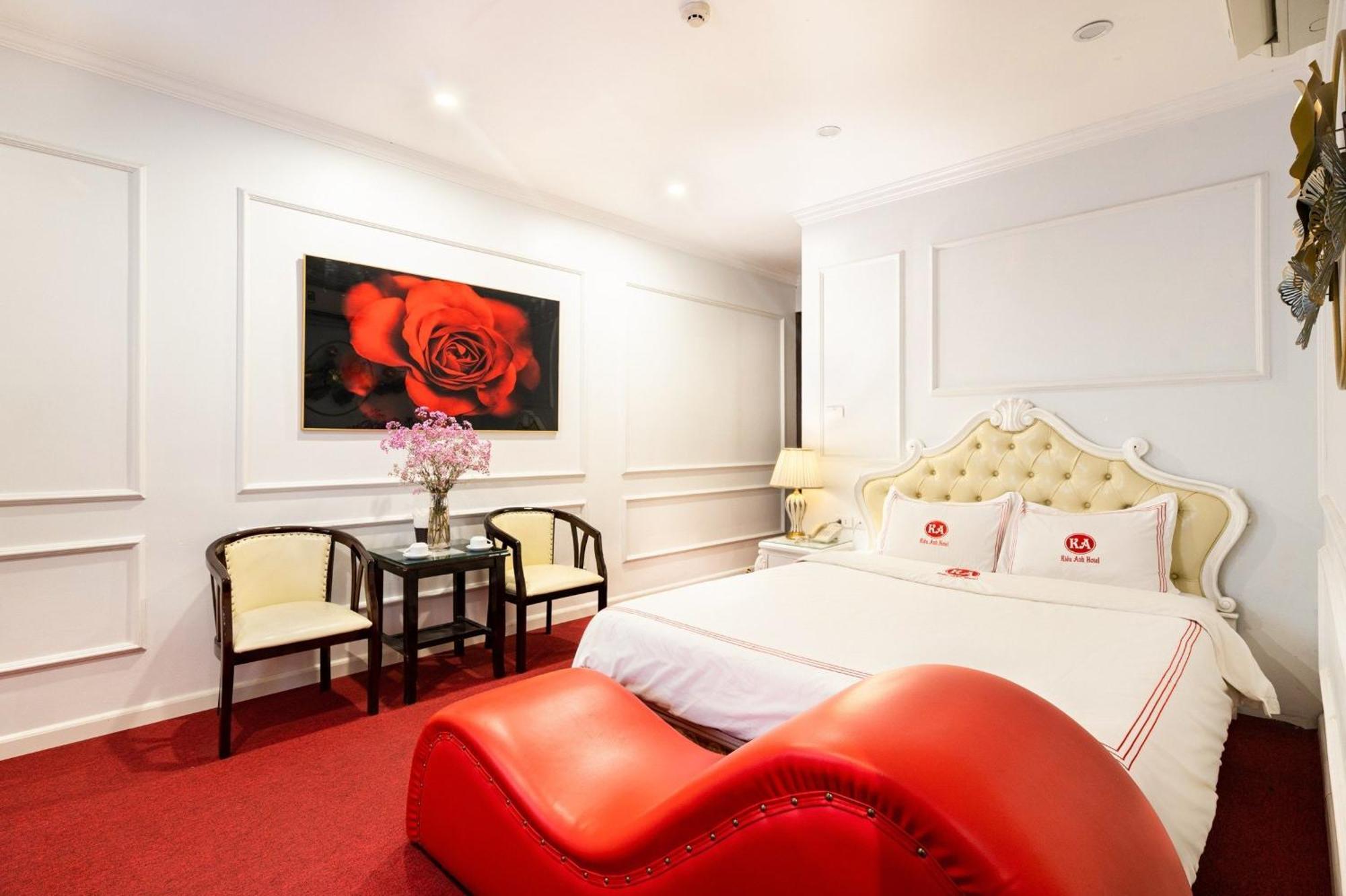 Kieu Anh Hotel - 81 Trung Kinh - By Bay Luxury Hanoi Bagian luar foto