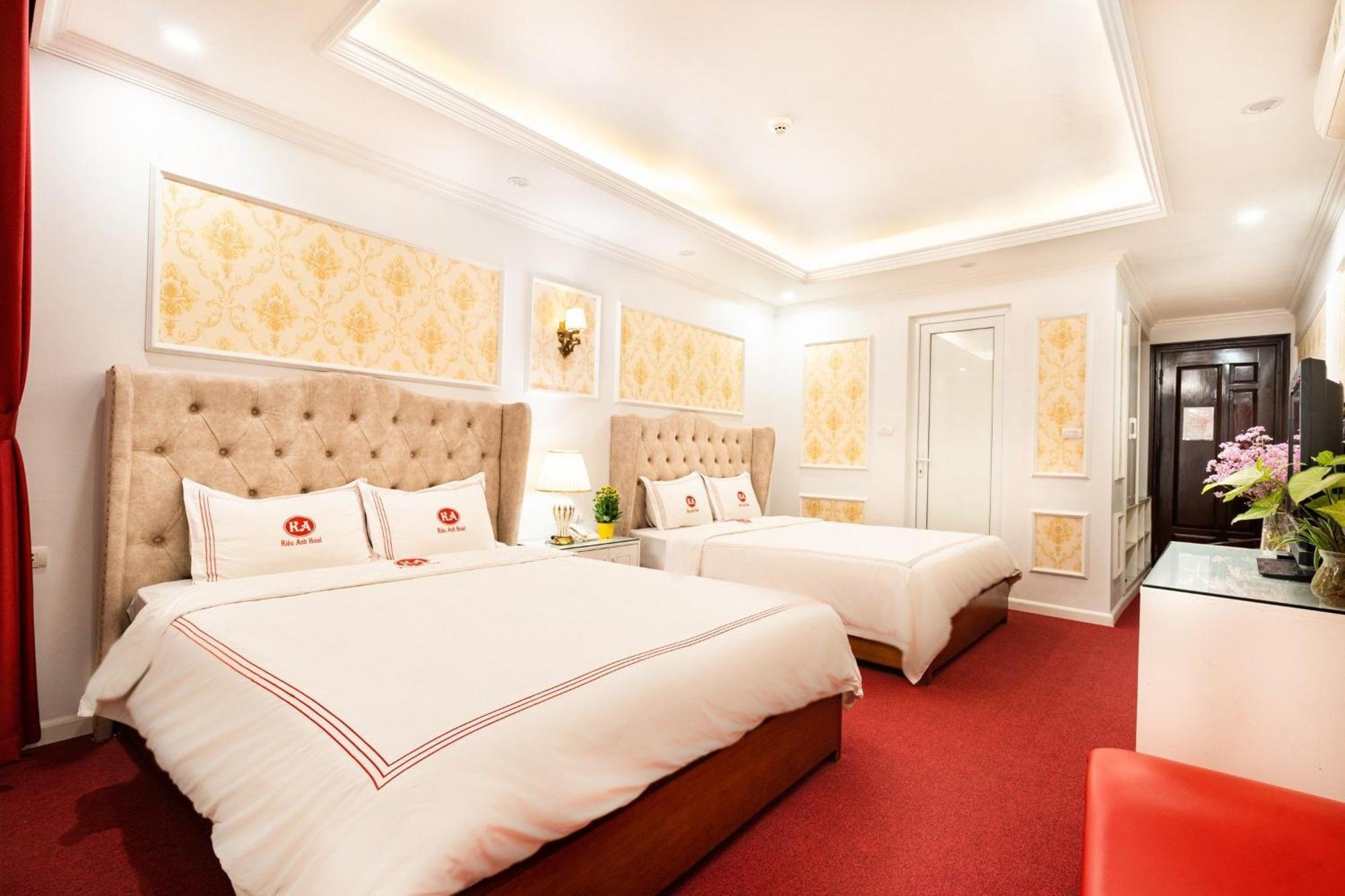 Kieu Anh Hotel - 81 Trung Kinh - By Bay Luxury Hanoi Bagian luar foto