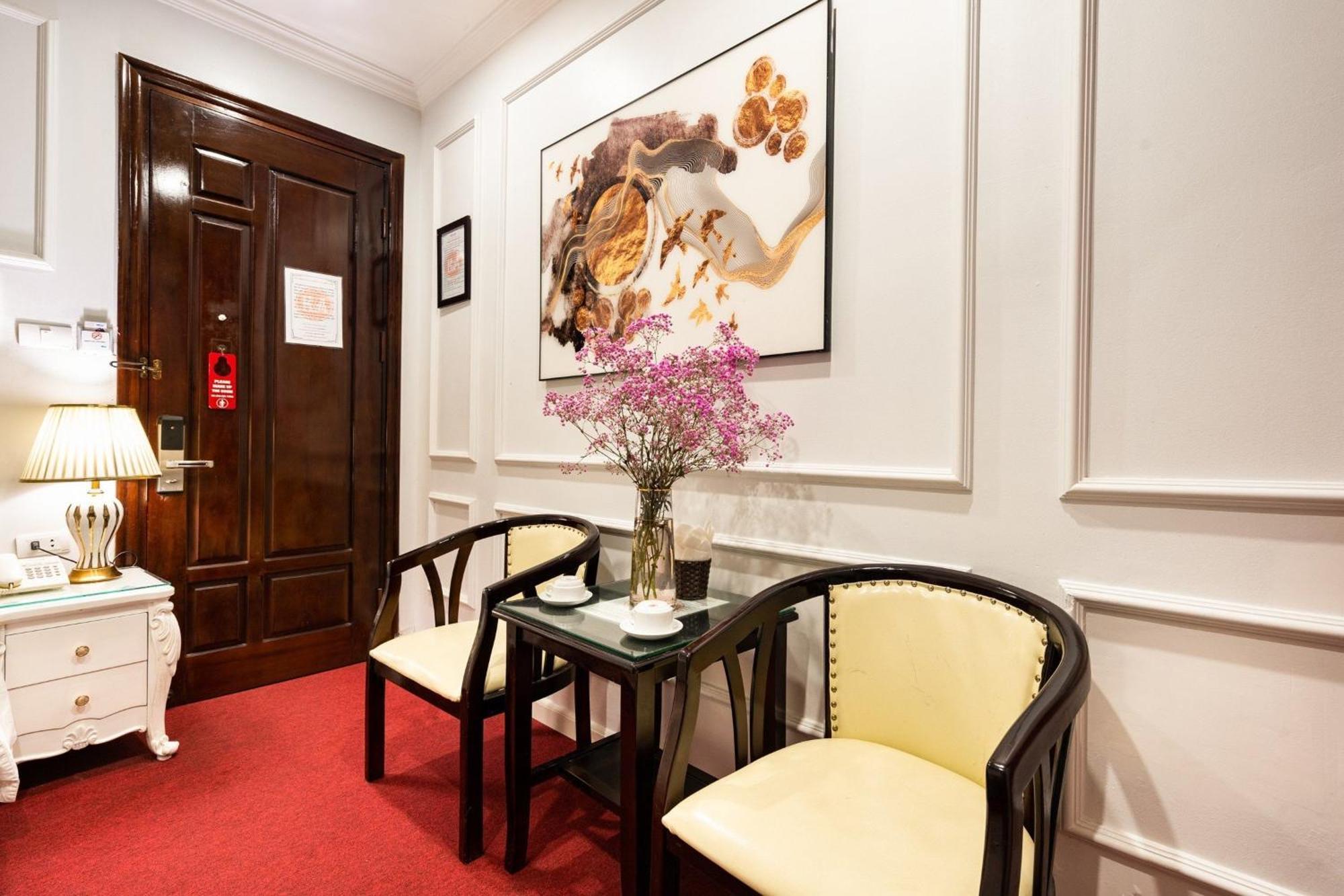 Kieu Anh Hotel - 81 Trung Kinh - By Bay Luxury Hanoi Bagian luar foto